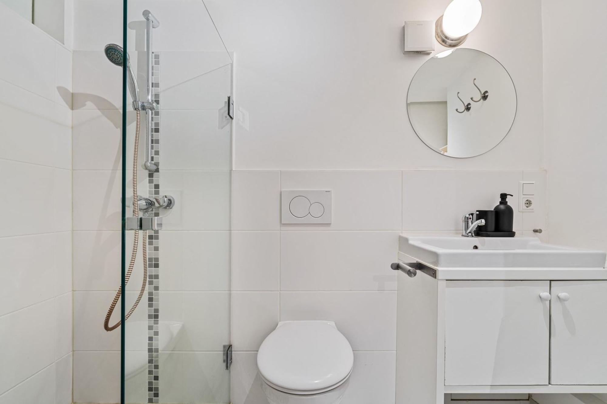Apartment Serene Haven On Rue Du Nord